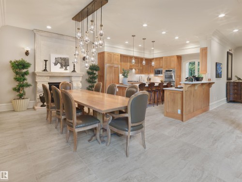 237 Wilson Lane Nw, Edmonton, AB - Indoor Photo Showing Dining Room