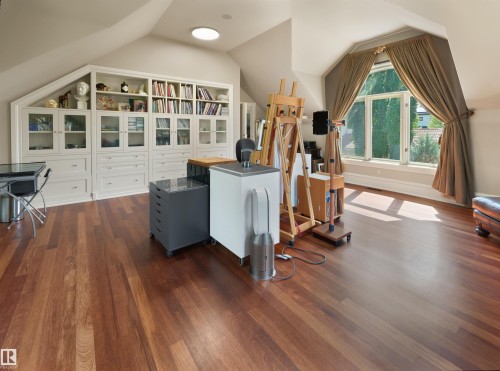 237 Wilson Lane Nw, Edmonton, AB - Indoor Photo Showing Other Room