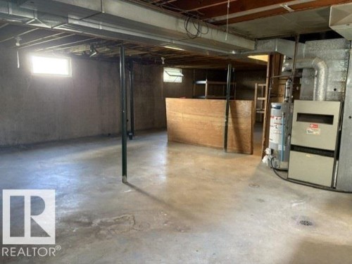 10320 109 Avenue, Westlock, AB - Indoor Photo Showing Basement