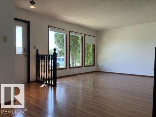 10320 109 Avenue, Westlock, AB - Indoor Photo Showing Other Room