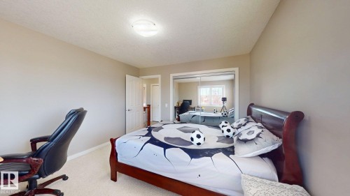 Bedroom - 335 62 Street Sw, Edmonton, AB - Indoor