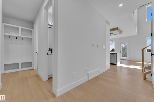 207 Linden Loop, Leduc, AB - Indoor Photo Showing Other Room