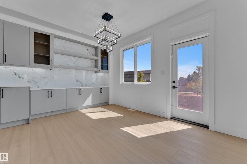 207 Linden Loop, Leduc, AB - Indoor Photo Showing Other Room