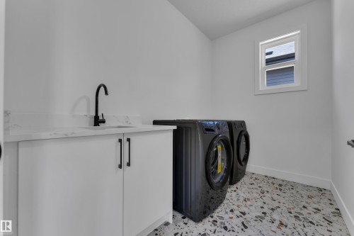 207 Linden Loop, Leduc, AB - Indoor Photo Showing Laundry Room