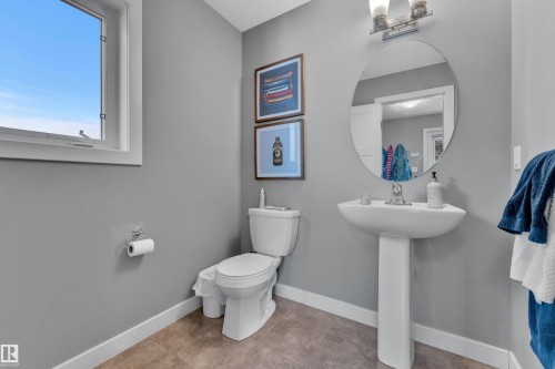 11929 63 Street Nw, Edmonton, AB - Indoor Photo Showing Bathroom