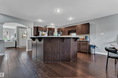 11929 63 Street Nw, Edmonton, AB - Indoor Photo Showing Kitchen