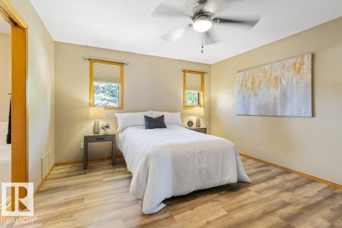 7 Eagle Point(E), St. Albert, AB - Indoor Photo Showing Bedroom