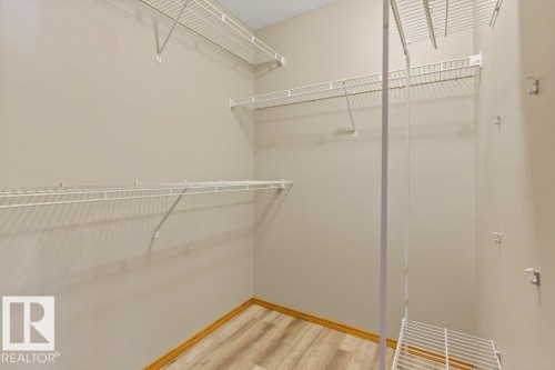 7 Eagle Point(E), St. Albert, AB - Indoor With Storage