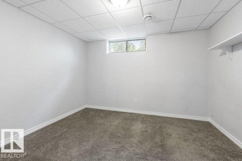 7 Eagle Point(E), St. Albert, AB - Indoor Photo Showing Other Room