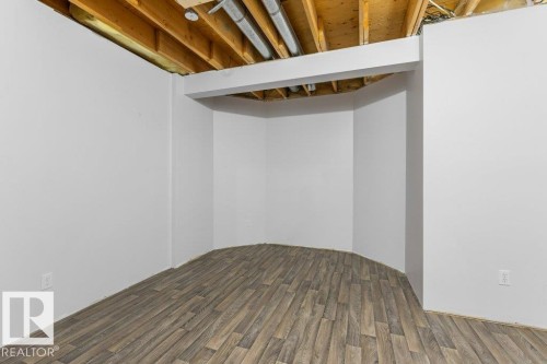 7 Eagle Point(E), St. Albert, AB - Indoor Photo Showing Other Room
