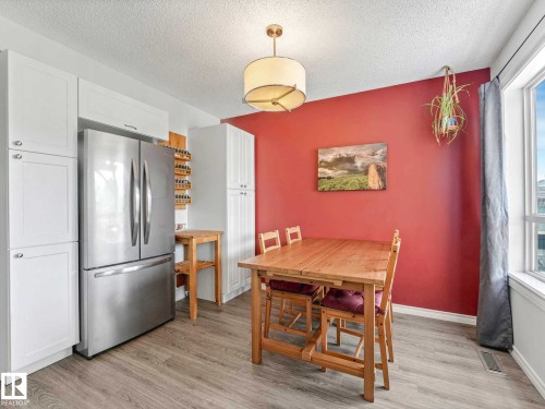 15052 133 Street, Edmonton, AB - Indoor Photo Showing Dining Room