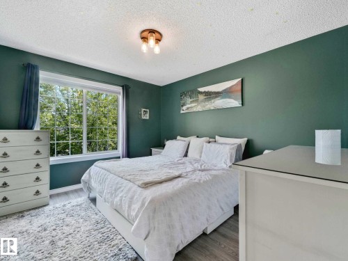 15052 133 Street, Edmonton, AB - Indoor Photo Showing Bedroom