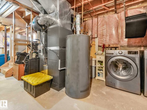 15052 133 Street, Edmonton, AB - Indoor Photo Showing Laundry Room