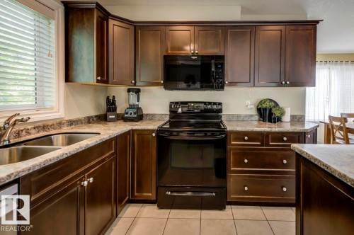 11522 93 Street Nw, Edmonton, AB - Indoor Photo Showing Kitchen With Double Sink
