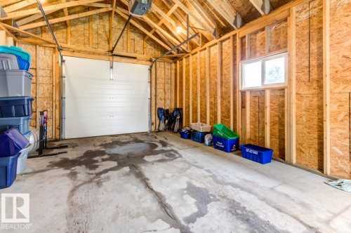11522 93 Street Nw, Edmonton, AB - Indoor Photo Showing Garage