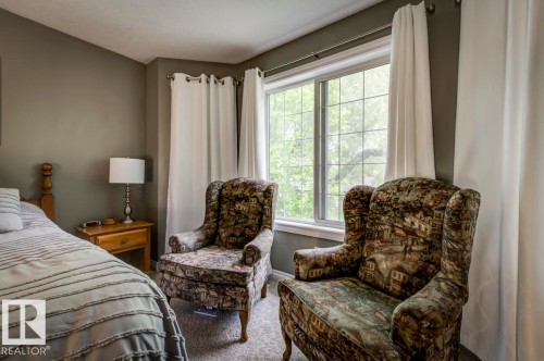11522 93 Street Nw, Edmonton, AB - Indoor Photo Showing Bedroom