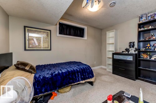 11522 93 Street Nw, Edmonton, AB - Indoor Photo Showing Bedroom