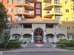 #215 10333 112 ST NW NW  Edmonton, AB T5K 0B4