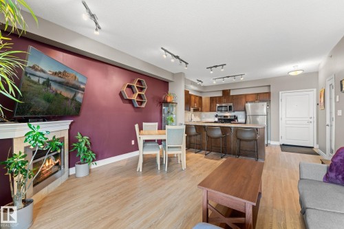 #419 2035 Grantham Co Nw, Edmonton, AB - Indoor