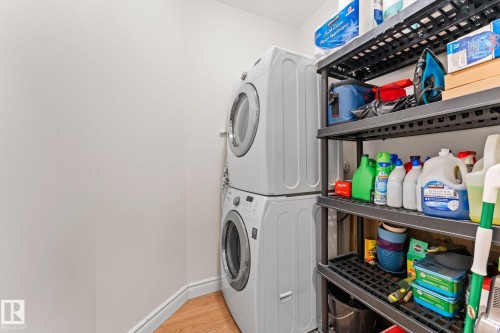 #419 2035 Grantham Co Nw, Edmonton, AB - Indoor Photo Showing Laundry Room