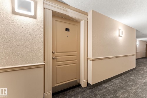 #419 2035 Grantham Co Nw, Edmonton, AB - Indoor Photo Showing Other Room