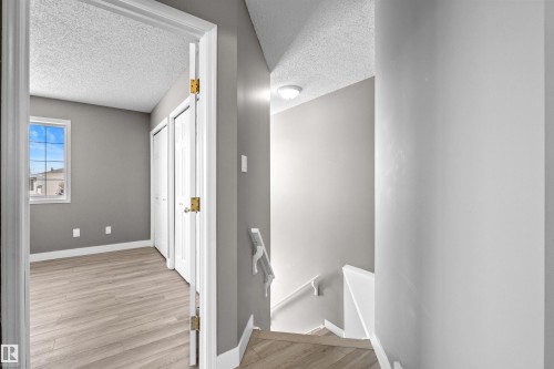 6837 159A Avenue Nw, Edmonton, AB - Indoor Photo Showing Other Room