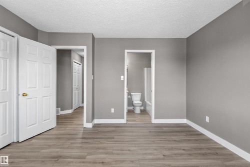 6837 159A Avenue Nw, Edmonton, AB - Indoor Photo Showing Other Room