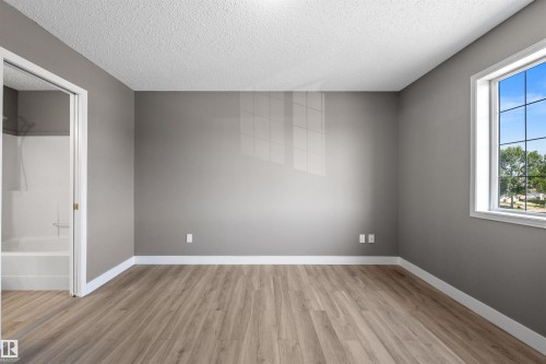 6837 159A Avenue Nw, Edmonton, AB - Indoor Photo Showing Other Room