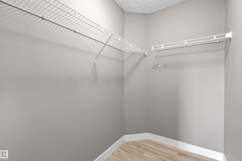 6837 159A Avenue Nw, Edmonton, AB - Indoor With Storage