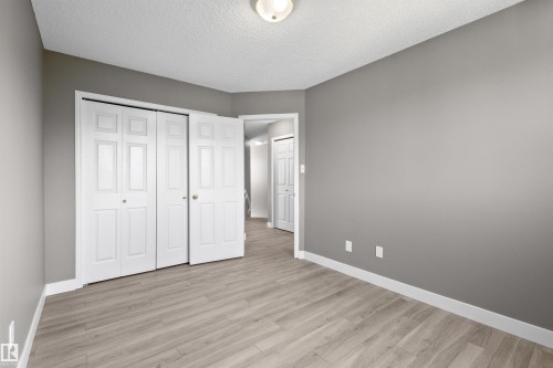 6837 159A Avenue Nw, Edmonton, AB - Indoor Photo Showing Other Room