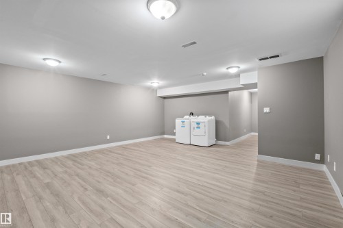6837 159A Avenue Nw, Edmonton, AB - Indoor