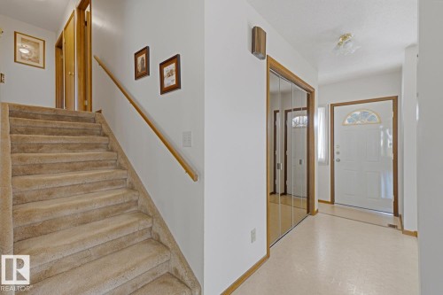 118 Aspen Avenue, Wetaskiwin, AB - Indoor Photo Showing Other Room