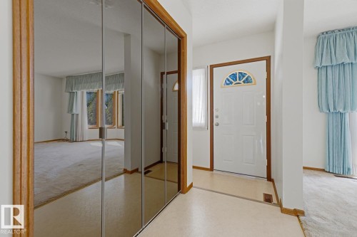 118 Aspen Avenue, Wetaskiwin, AB - Indoor Photo Showing Other Room