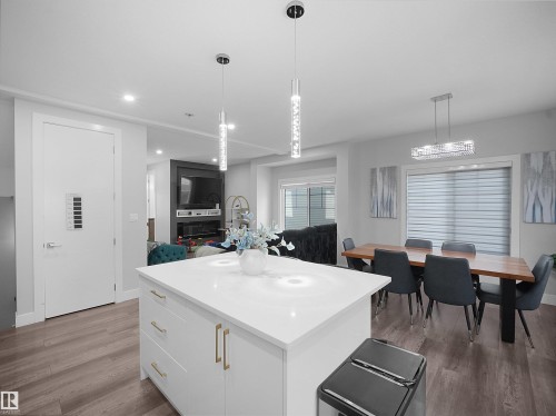 #31 230 Edgemont Rd Nw Nw, Edmonton, AB - Indoor