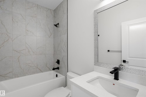 1508 209 Street Nw, Edmonton, AB - Indoor Photo Showing Bathroom
