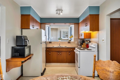 11611 137 Avenue Nw, Edmonton, AB 