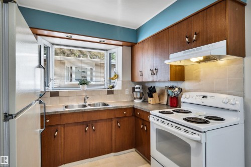 11611 137 Avenue Nw, Edmonton, AB 