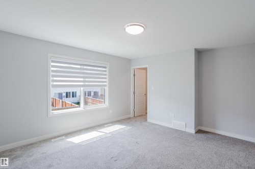 3883 Chrustawka Place Sw, Edmonton, AB - Indoor Photo Showing Other Room