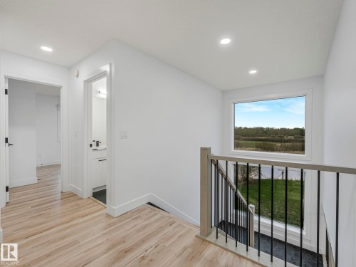 23412 Twp Rd 505, Rural Leduc County, AB - Indoor Photo Showing Living Room