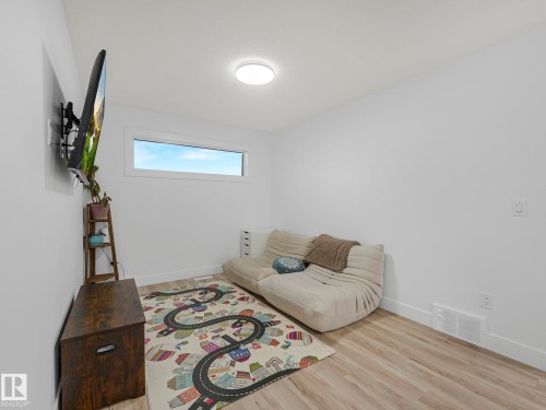 23412 Twp Rd 505, Rural Leduc County, AB - Indoor Photo Showing Bedroom