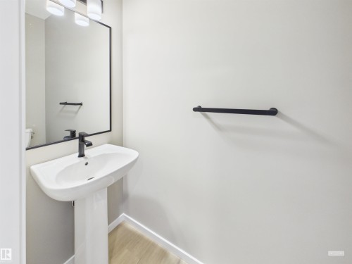 119 Hilton Cove, Spruce Grove, AB - Indoor Photo Showing Bathroom