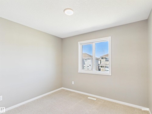 119 Hilton Cove, Spruce Grove, AB - Indoor Photo Showing Other Room