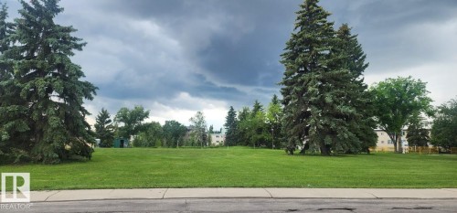 11305 Tower Road Nw, Edmonton, AB 