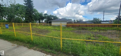 11305 Tower Road Nw, Edmonton, AB 