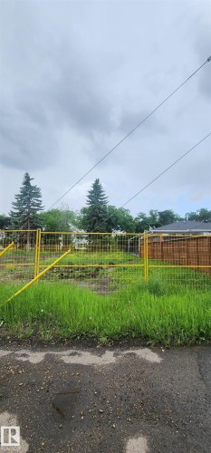 11305 Tower Road Nw, Edmonton, AB 