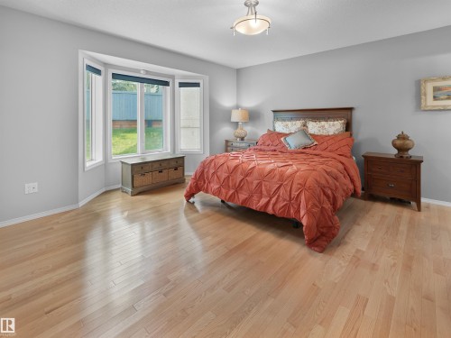 #124 215 Blackburn Dr E Sw, Edmonton, AB - Indoor Photo Showing Bedroom