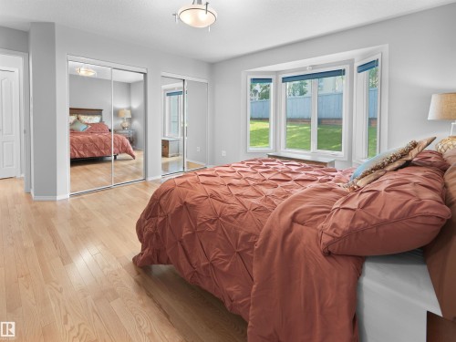 #124 215 Blackburn Dr E Sw, Edmonton, AB - Indoor Photo Showing Bedroom