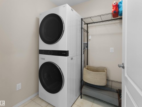 #124 215 Blackburn Dr E Sw, Edmonton, AB - Indoor Photo Showing Laundry Room