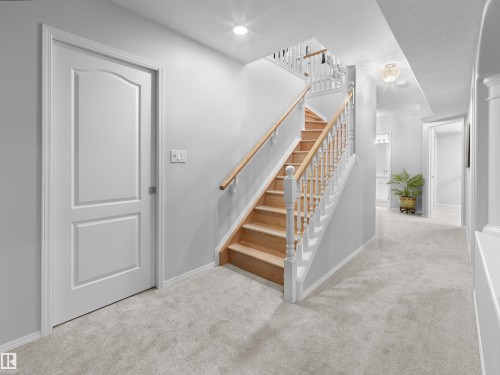 #124 215 Blackburn Dr E Sw, Edmonton, AB - Indoor Photo Showing Other Room
