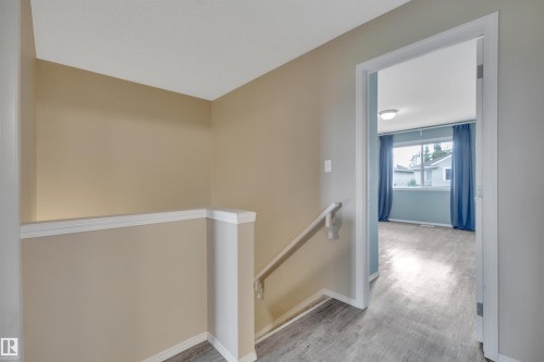#82 287 Macewan Dr Sw Sw, Edmonton, AB - Indoor Photo Showing Other Room